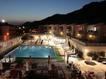 Centremar 5 adultos vista piscina - Apartamento en L'Estartit